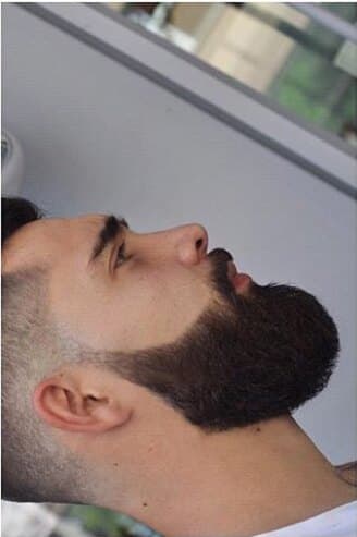 Perfilado de barba trabajado al detalle